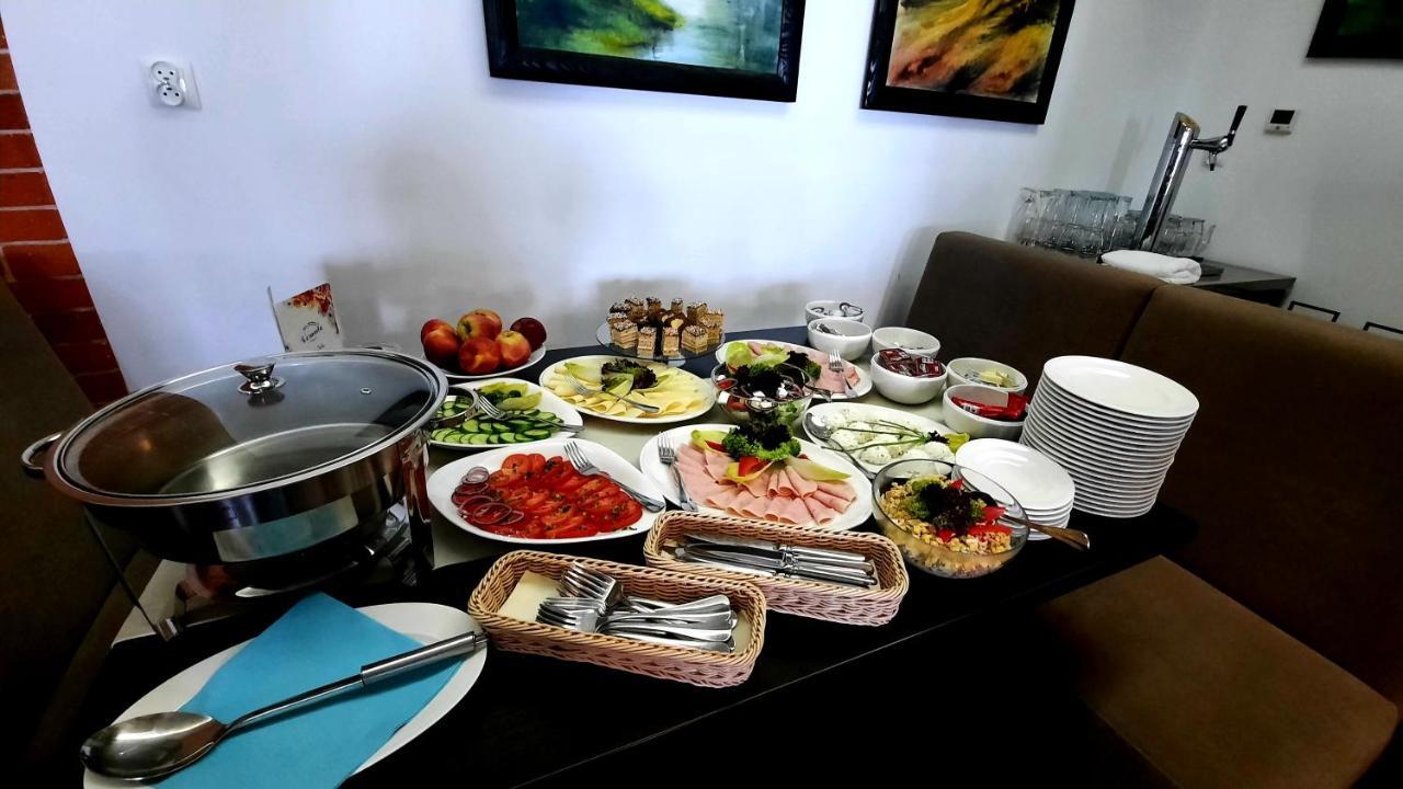 Hotel Weranda Lopuszno Jedle  Экстерьер фото