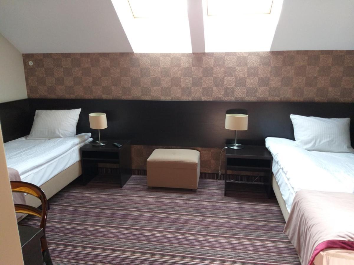 Hotel Weranda Lopuszno Jedle  Экстерьер фото